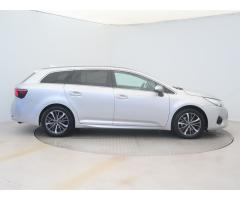 Toyota Avensis 2.0 D-4D 105kW - 8
