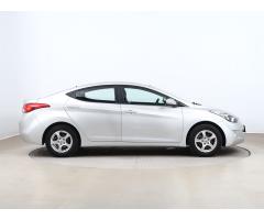 Hyundai Elantra 1.6 97kW - 8