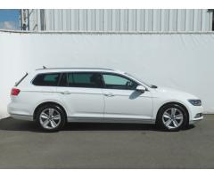 Volkswagen Passat 2.0 TDI 110kW - 8