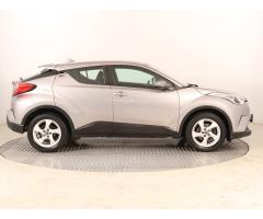 Toyota C-HR 1.2 Turbo 85kW - 8