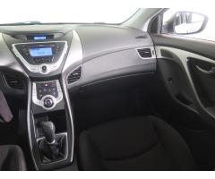 Hyundai Elantra 1.6 97kW - 11