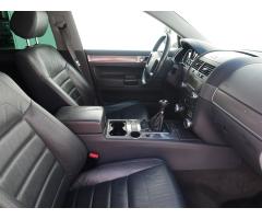 Volkswagen Touareg 3.0 TDI 176kW - 12