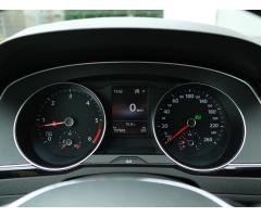 Volkswagen Passat 2.0 TDI 110kW - 17