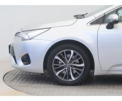 Toyota Avensis 2.0 D-4D 105kW - 24