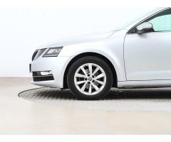 Škoda Octavia 2.0 TDI 110kW - 23