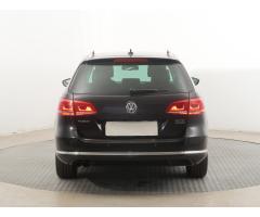 Volkswagen Passat 2.0 TDI 125kW - 6