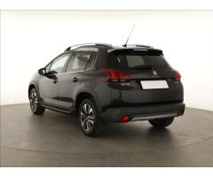 Peugeot 2008 1.2 PureTech 60kW - 6