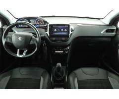 Peugeot 2008 1.2 PureTech 60kW - 11