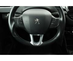 Peugeot 2008 1.2 PureTech 60kW - 20