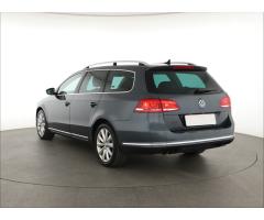 Volkswagen Passat 2.0 TDI 103kW - 6