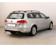 Volkswagen Passat 2.0 TDI 103kW - 7