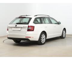 Škoda Octavia 2.0 TDI 110kW - 8