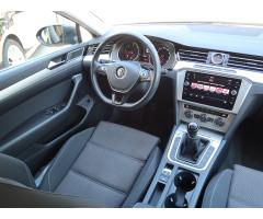 Volkswagen Passat 1.6 TDI 88kW - 9