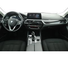 BMW Řada 5 520d 140kW - 9