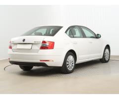 Škoda Octavia 1.6 TDI 85kW - 8