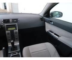 Volvo V50 1.6 D 80kW - 11