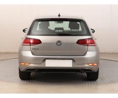 Volkswagen Golf 1.0 TSI 81kW - 6