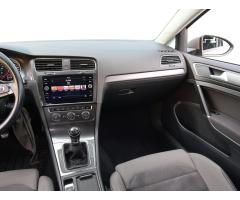 Volkswagen Golf 1.0 TSI 81kW - 11