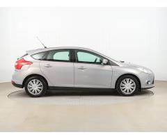 Ford Focus 1.6 i 77kW - 10