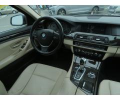 BMW Řada 5 530d 180kW - 11