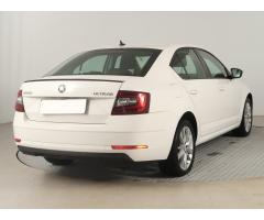 Škoda Octavia 1.5 TSI 110kW - 7