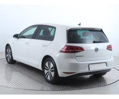 Volkswagen Golf 20,5 kWh, 25 Ah 85kW - 5