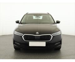 ŠKODA SUPERB COMBI 2.0TDI 140 LAURIN&K 4X4 DSG 7ST