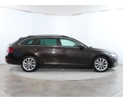 Škoda Superb 2.0 TDI 110kW - 10