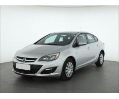 Opel Astra 1.4 T 103kW - 5