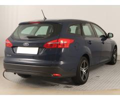 Ford Focus 1.6 i 77kW - 7