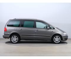 Volkswagen Sharan 2.0 TDI 103kW - 8