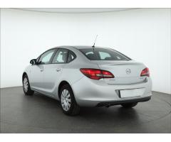 Opel Astra 1.4 T 103kW - 10