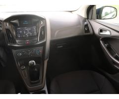 Ford Focus 1.6 i 77kW - 11