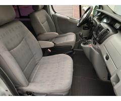 Renault Trafic 2.5 dCi  99kW - 12