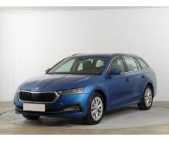 ŠKODA SUPERB COMBI 2.0TDI 140 LAURIN&K 4X4 DSG 7ST