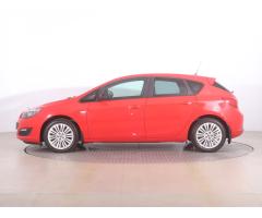 Opel Astra 1.4 T 103kW - 4