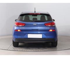 Hyundai i30 1.4 T-GDI 103kW - 6