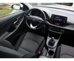 Hyundai i30 1.6 CRDi 85kW - 9