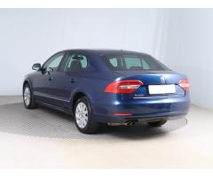 Škoda Superb 2.0 TDI 103kW - 9