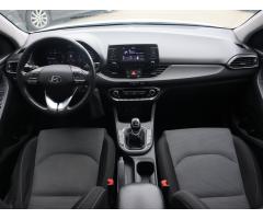 Hyundai i30 1.6 CRDi 85kW - 10