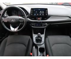 Hyundai i30 1.6 CRDi 85kW - 10