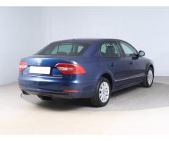 Škoda Superb 2.0 TDI 103kW - 13