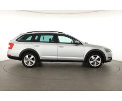 Škoda Octavia 2.0 TDI 110kW - 8