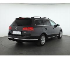 Volkswagen Passat 2.0 TDI 103kW - 13