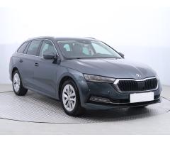 ŠKODA SUPERB COMBI 2.0TDI 140 LAURIN&K 4X4 DSG 7ST