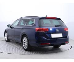 Volkswagen Passat 2.0 TDI 110kW - 5