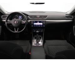 Volkswagen Golf 1.6 TDI 85kW - 10