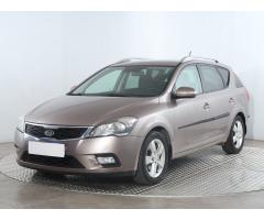 Ford Mondeo, ST 2.0 Hybrid ecvT Auto 1 MAJITEL