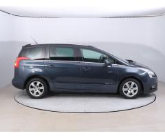 Peugeot 5008 2.0 HDI 110kW - 8