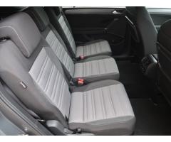 Volkswagen Touran 2.0 TDI 110kW - 13